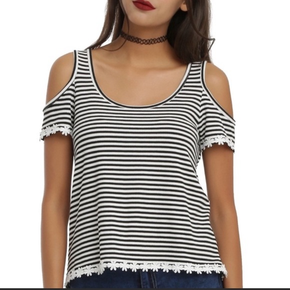 Cold Shoulder Top - Picture 1 of 4